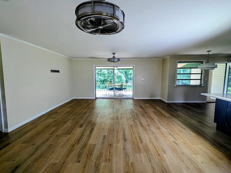 1128 Otello Ave — Photo 7