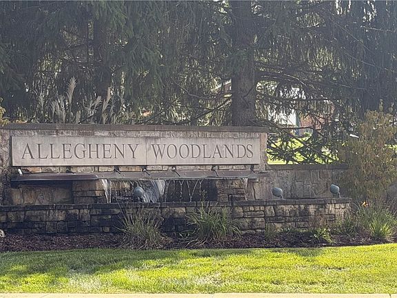 3rd image of 519 Dogwood Ct