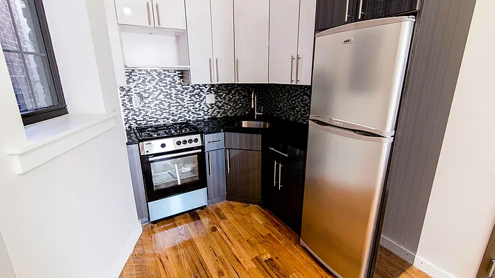 Rented by Nooklyn NYC LLC | media 16
