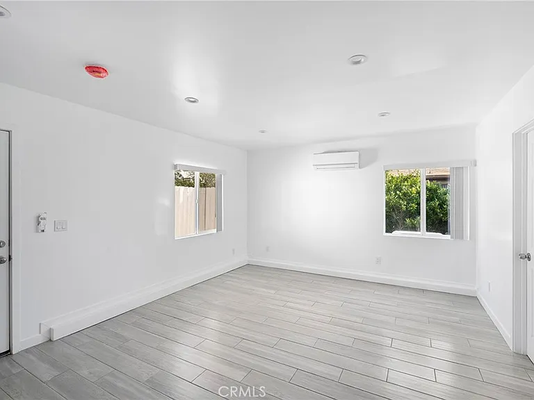 2926 Fairmount Ave #1/4 — Photo 4