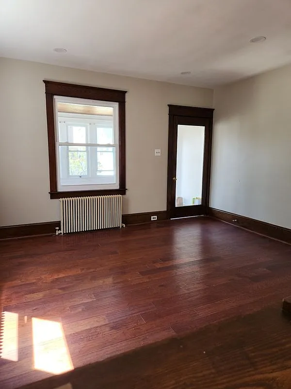 2 bed, 1.0 bath, 1401 sqft, $1,950 — Photo 3