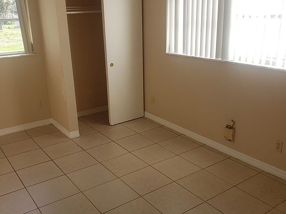 4th image of 12125 Capilla Ln Unit 2