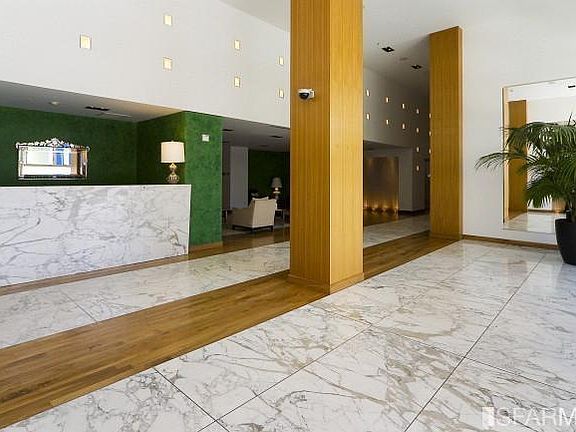 5th image of 555 4th St Unit 925