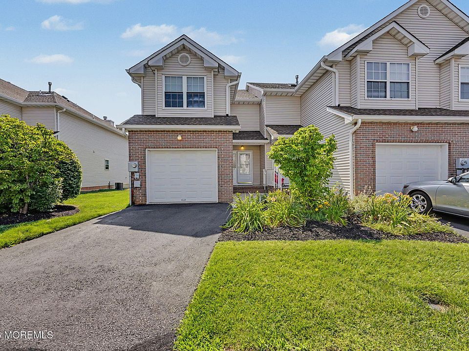 1st image of 5 Village Place