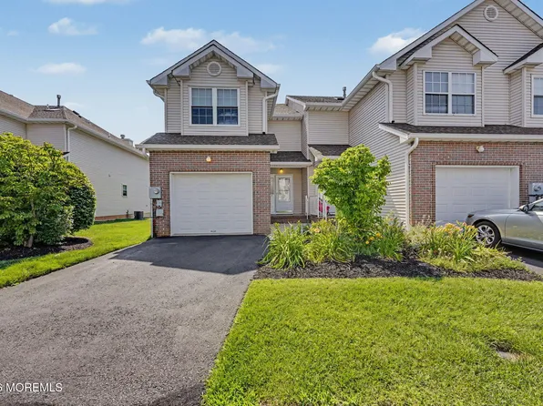 5 Village Place, Neptune City, NJ 07753