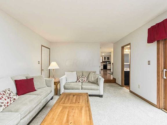 5th image of 7359 Oakmeadows Dr