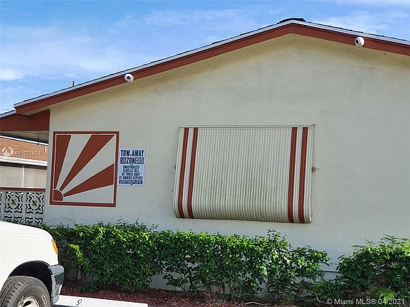 2nd image of 2516 Hayes St APT 8