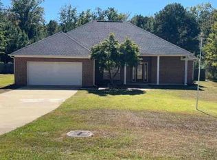 209 Selena Dr, Fulton, MS 38843
