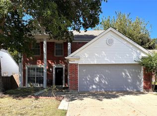 4633 Feathercrest Dr, Fort Worth, TX 76137