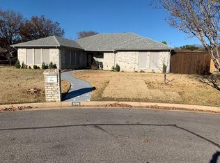 1206 Oakmont Ct, Mansfield, TX 76063