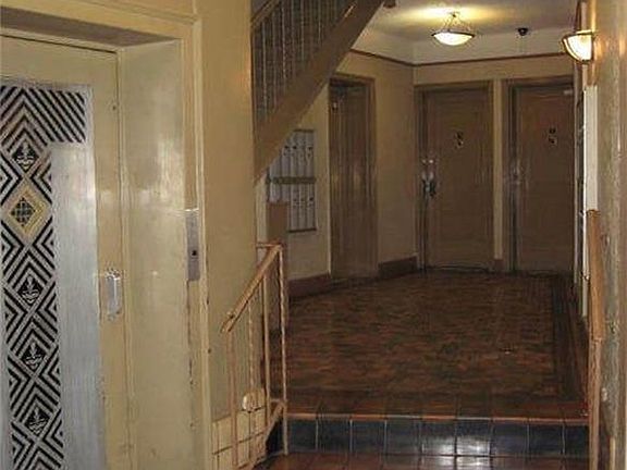 3rd image of 2166 Bronx Park E #1E