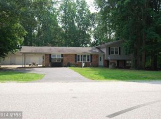 39567 Walnut Cir, Mechanicsville, MD 20659