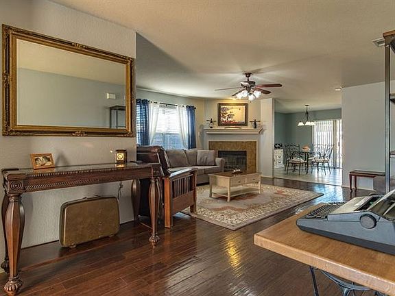 5th image of 8512 Shallow Creek Dr