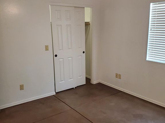 4th image of 2711 N Winstel Blvd #2