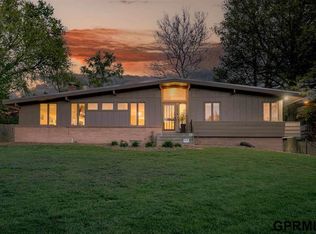 9935 Rockbrook Rd, Omaha, NE 68124