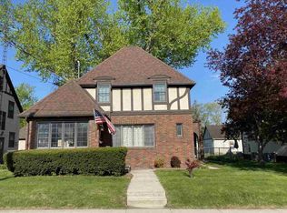 108 S Vermont Ave, Mason City, IA 50401