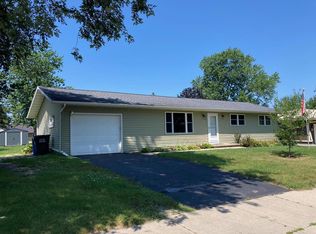 848 Hamilton St, Portage, WI 53901