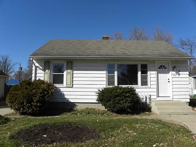 1st image of 19795 Gilmer St