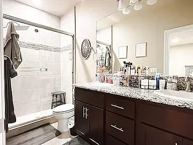 1374 Westgate Dr — Photo 16
