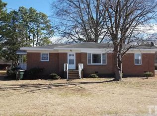 704 W Church St, Benson, NC 27504