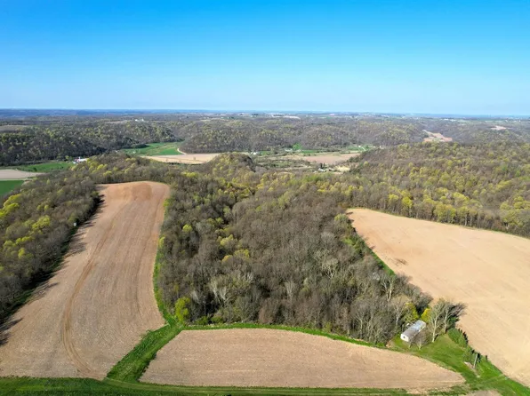 26401 Georgetown Road, Boscobel, WI 53805