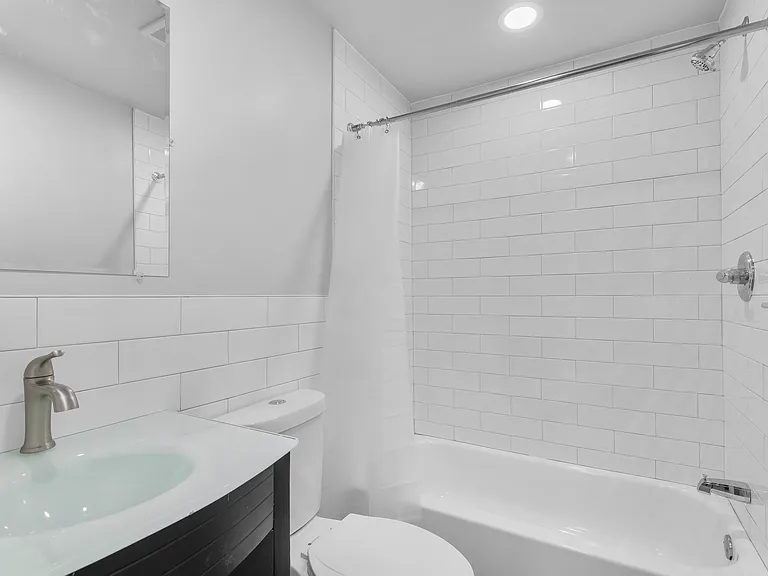 69 E Slocum St — Photo 15