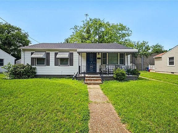 3rd image of 833 Tifton St