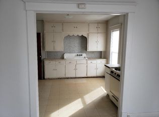 720 18th Ave, Moline, IL 61265