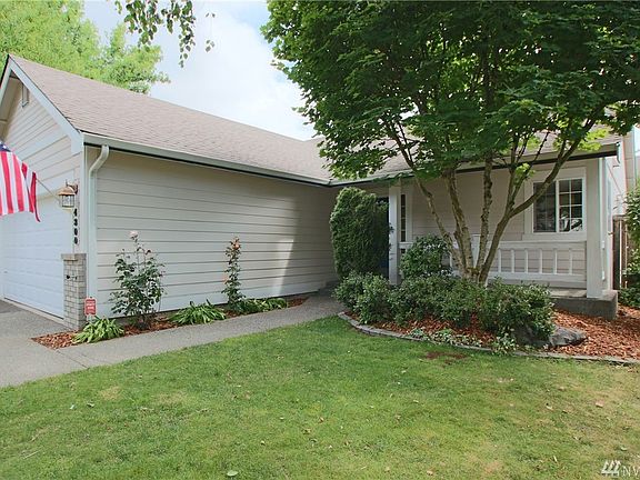 2nd image of 4300 Seville Dr SE
