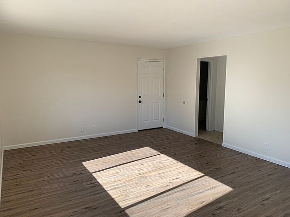 3rd image of 420 Ellwood Beach Dr #8
