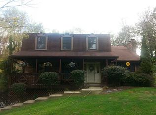 442 Leslie Rd, Valencia, PA 16059