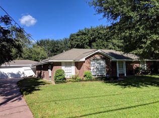 1202 Spring Stuebner Rd, Spring, TX 77373