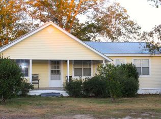 3674 Veteran Rd, Cottondale, FL 32431