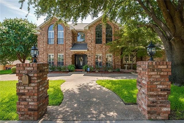 1st image of 6114 Honeytree Dr