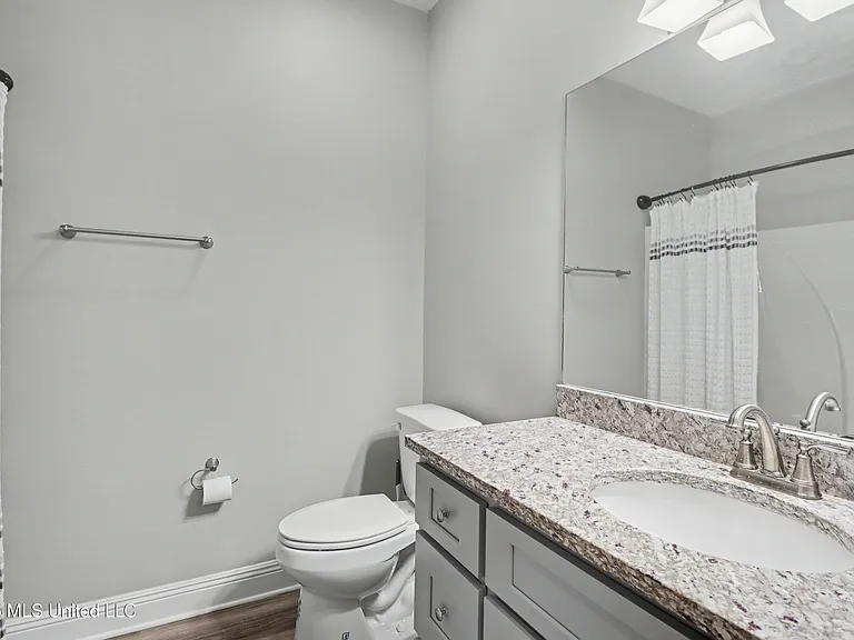 18329 Tiffany Renee Dr — Photo 13