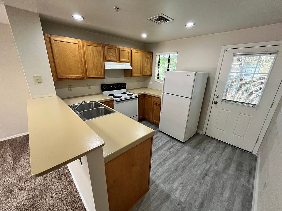 1st image of 2921 N Geronimo Ave APT 8