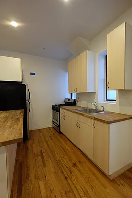 Rented by Keller Williams NYC | media 27