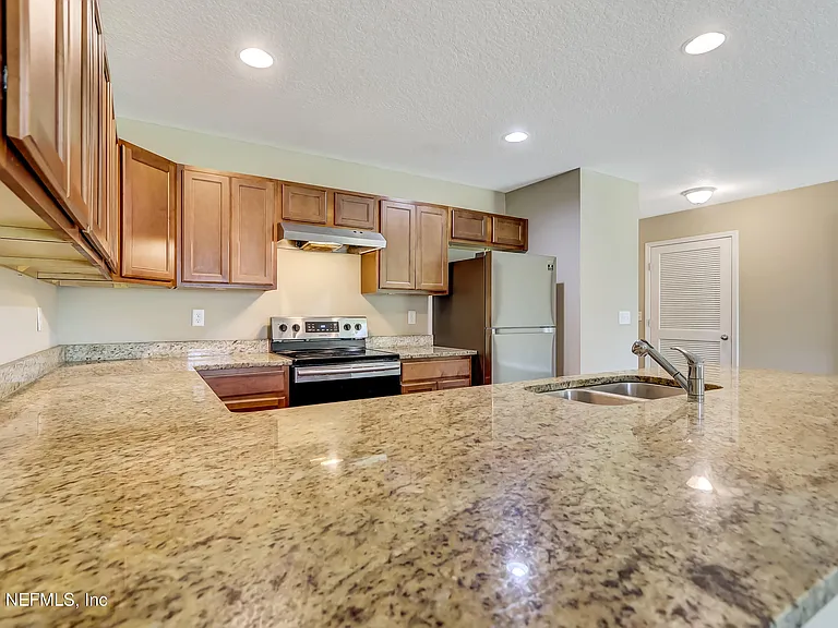 8151 Lanette St — Photo 11