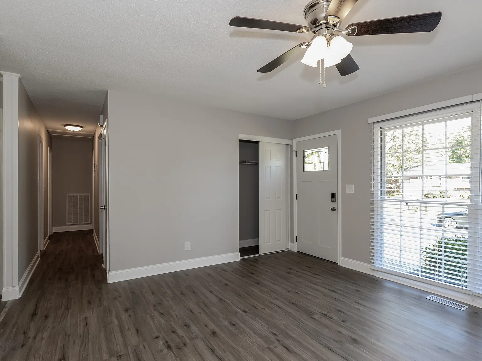 3 bed, 1457 sqft, $1,749 — Photo 4