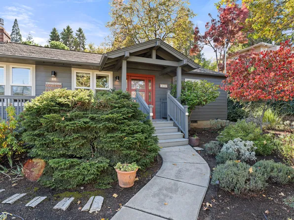 616 Altamont St, Ashland, OR 97520