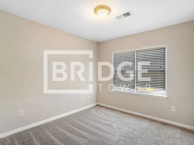 104 Hampshire Dr — Photo 17