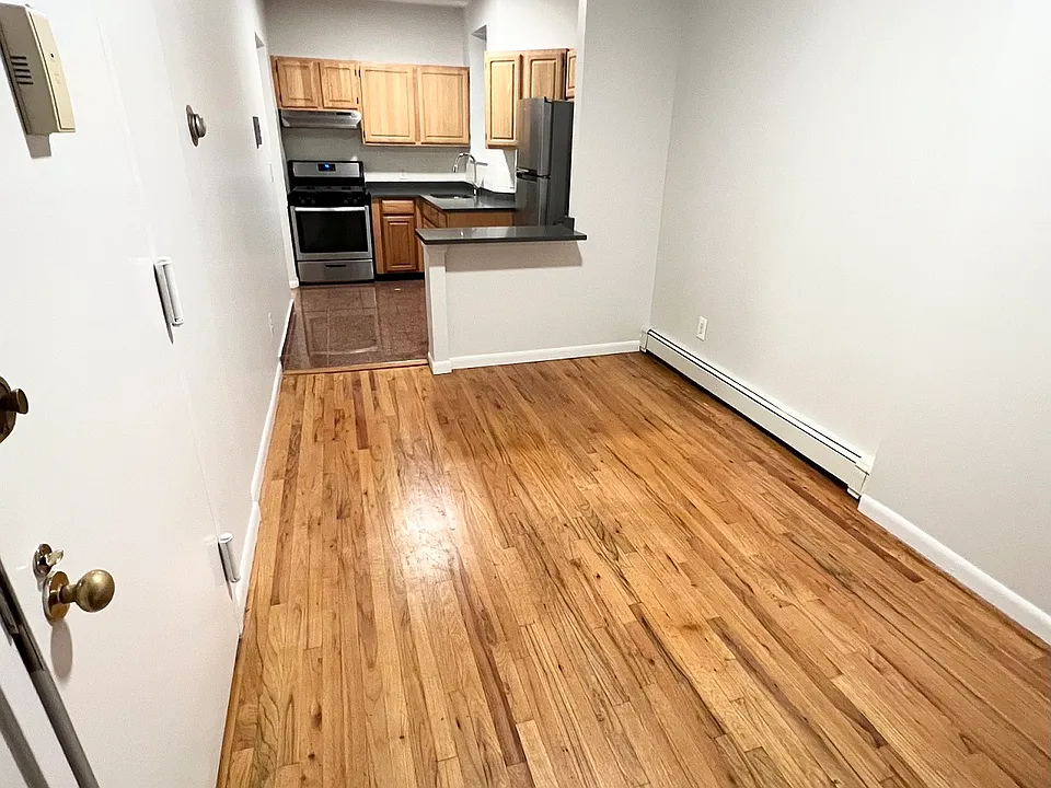 36-07 28th Ave #1