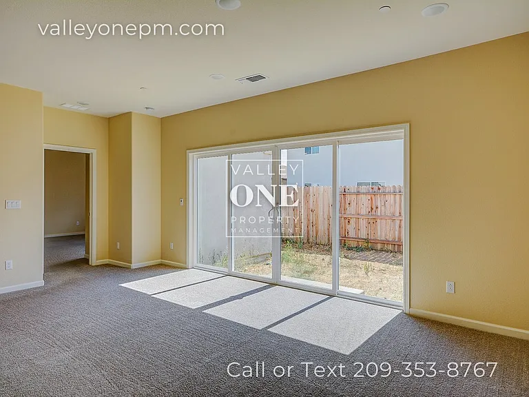 637 Mansfield Dr — Photo 30