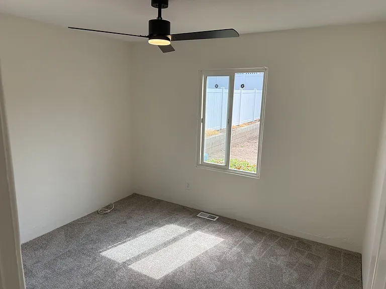 4343 Elma Ln — Photo 14