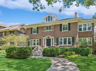936 N East Ave, Oak Park, IL 60302