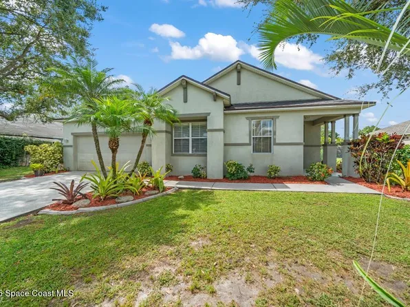 1050 Douglas St SE, Palm Bay, FL 32909