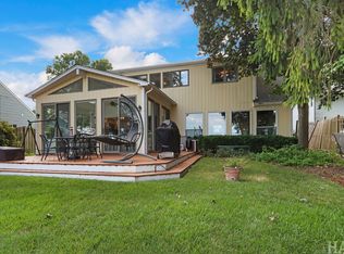 38137 N Bolton Pl, Antioch, IL 60002