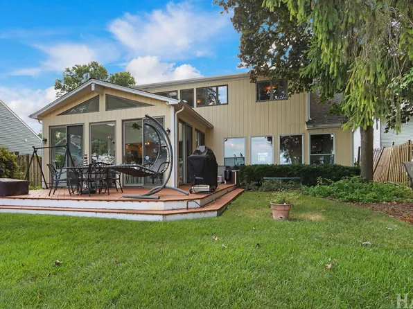38137 N Bolton Pl, Antioch, IL 60002