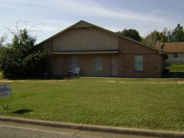 207 E Sycamore Ln #D, Longview, TX 75604
