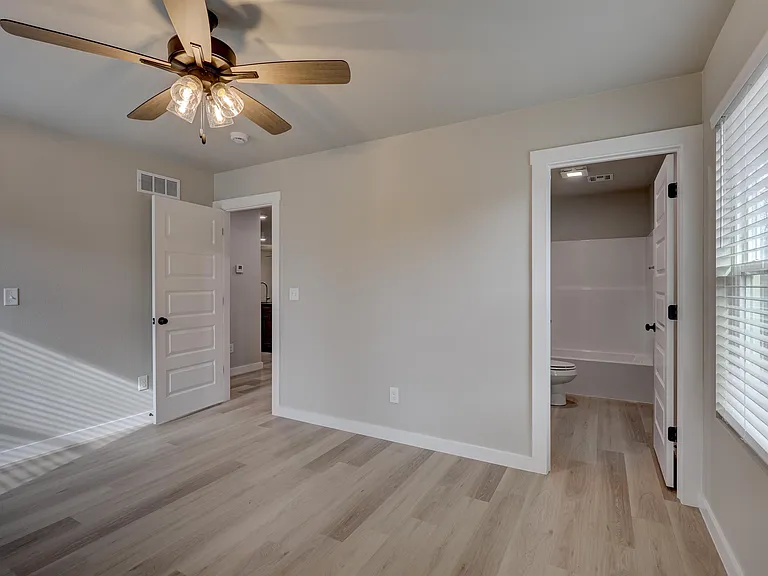 2520 Quincy St #2520 — Photo 13